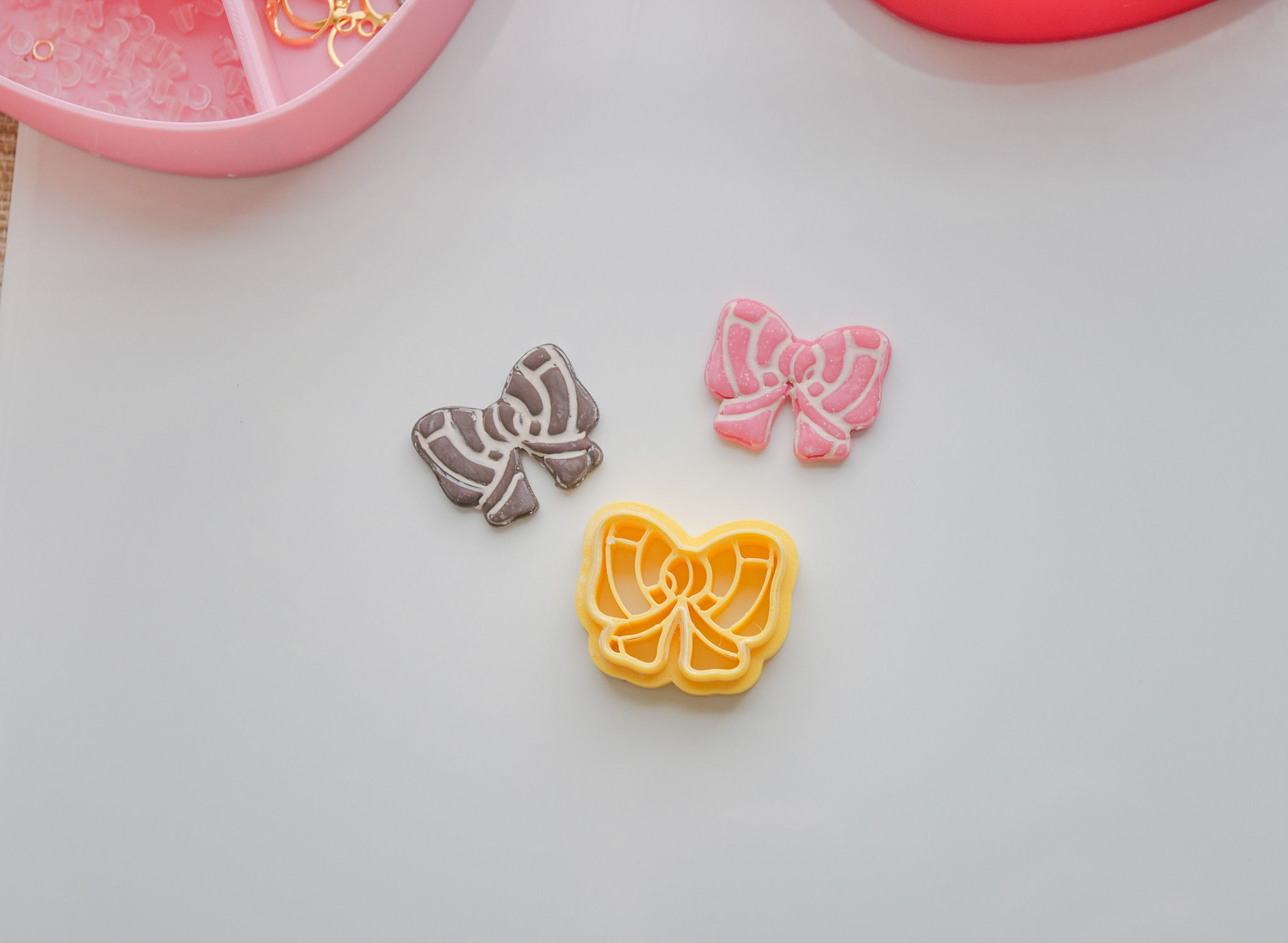 Concha Bow Polymer Clay Cutter