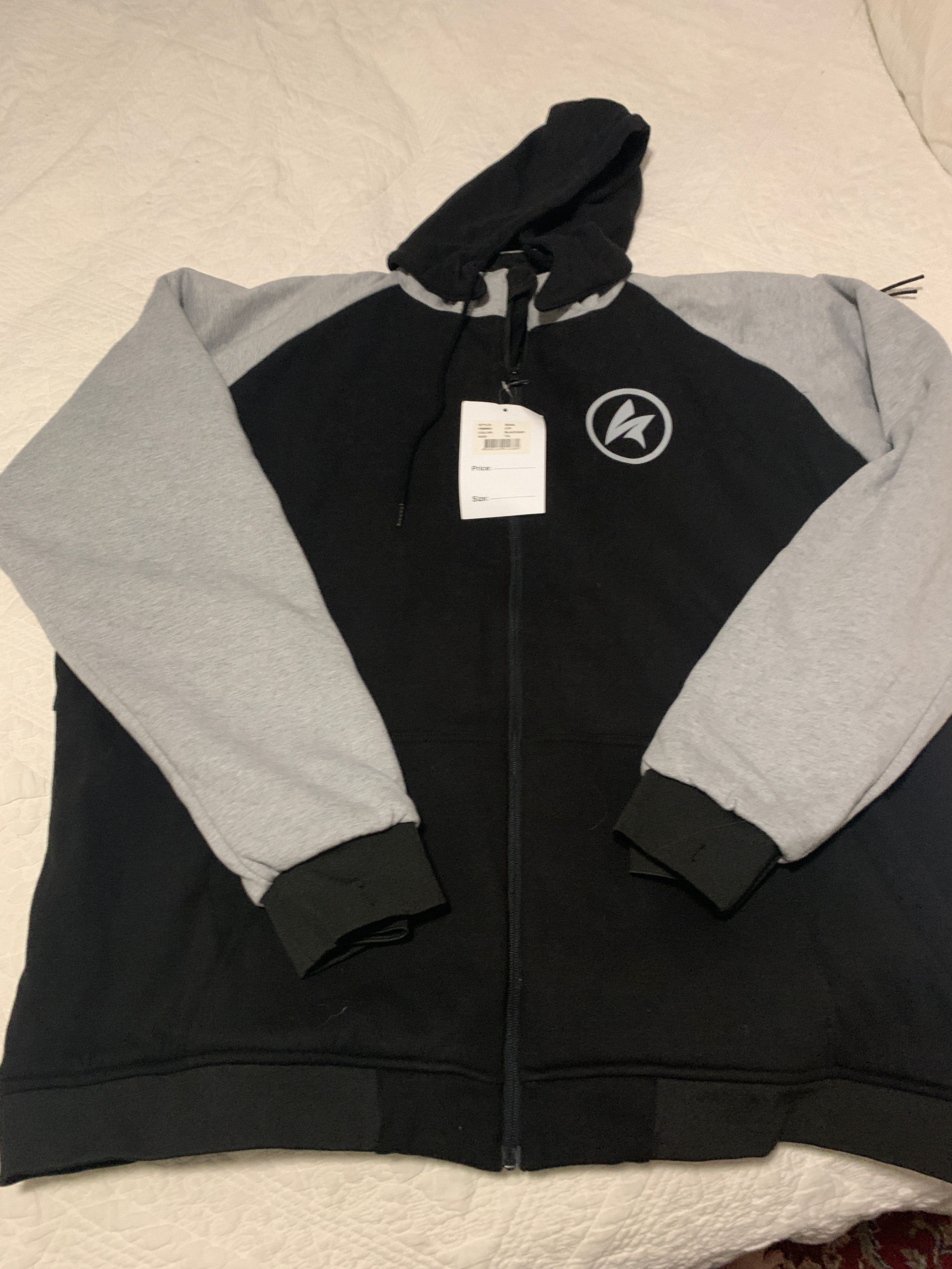 Shark hoodie men’s XL