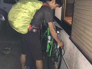 自転車で。