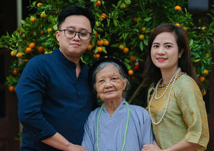 Helping Your Elderly Parents Pre-Plan Their Funeral in Singapore