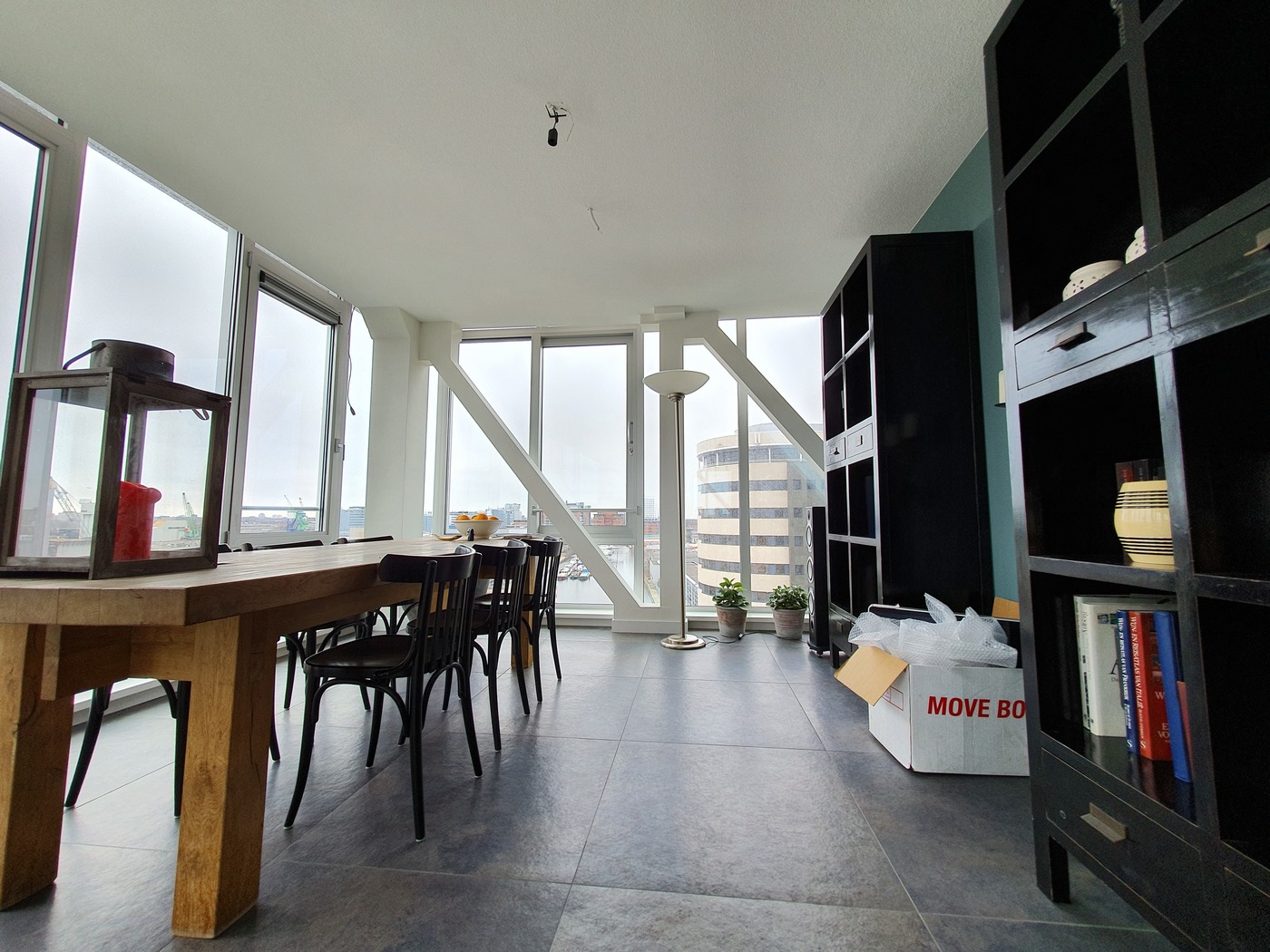Renovlies bij ramen en balken