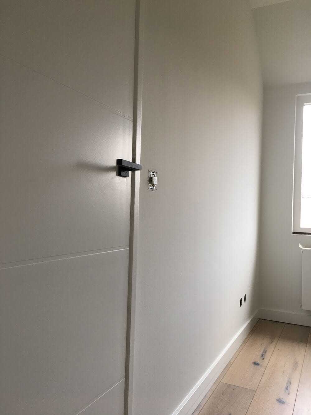 Detail van strak afgewerkt renovlies