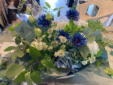 FLORISTロゴ8.png