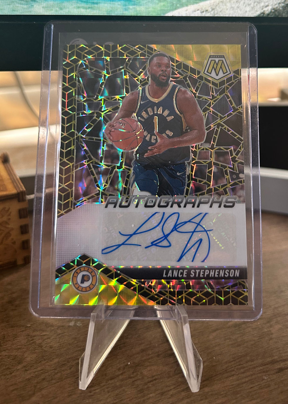 Lance Stephenson - 2024-2025 Panini Mosaic Autograph Mosaics FB Gold 08/10