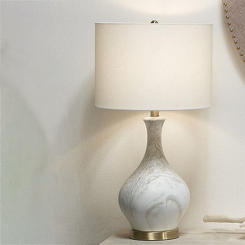 Amari's Home Goods Akela Table Lamp