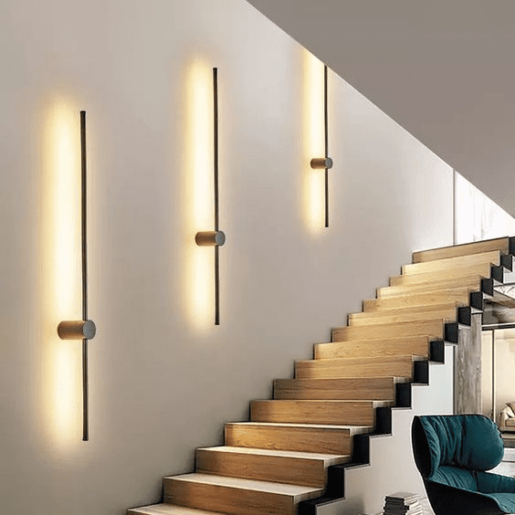 WALL LIGHT