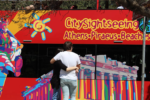 אוטובוס אדום.jpg