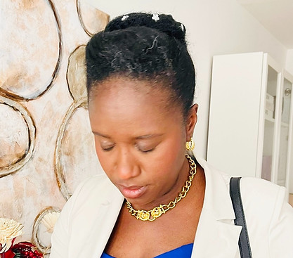 Photo 2025 moi_edited.jpg