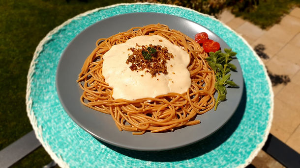 Paste cu brânză și pesmet aromat