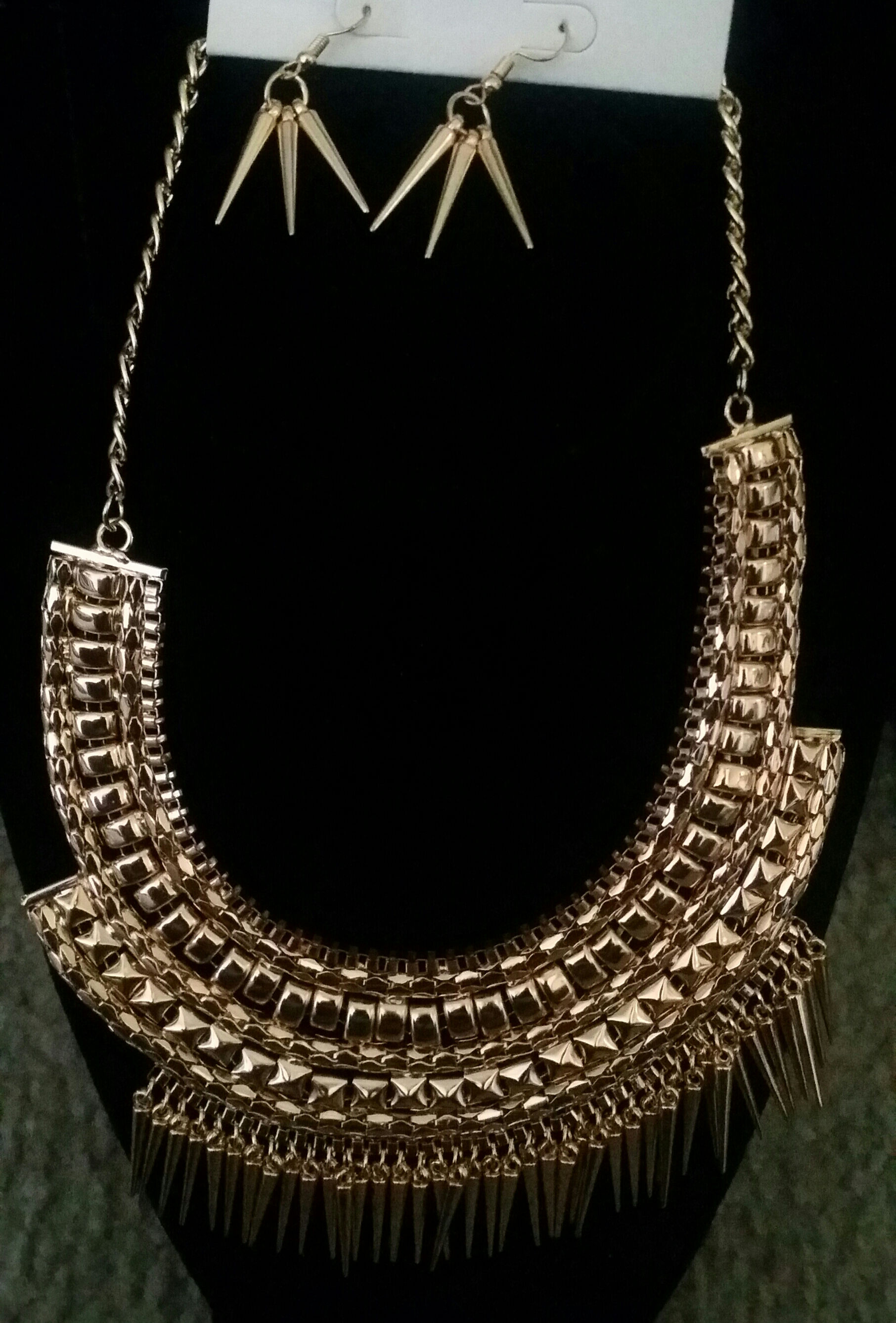 Gold Metal Necklace Set