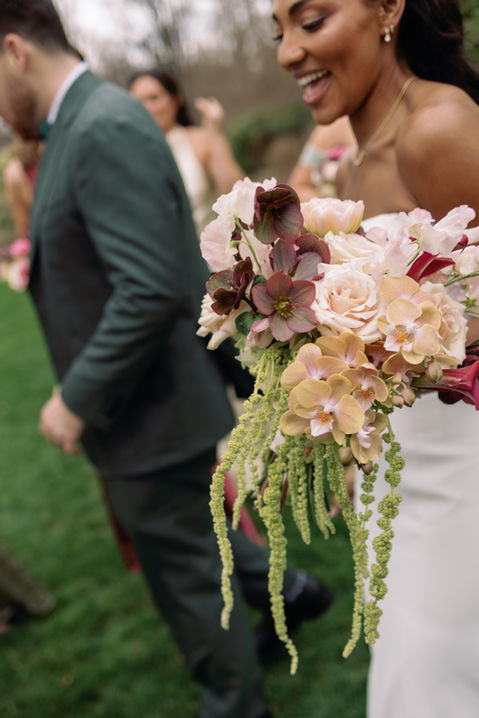 sculptural and unique wedding bouquet