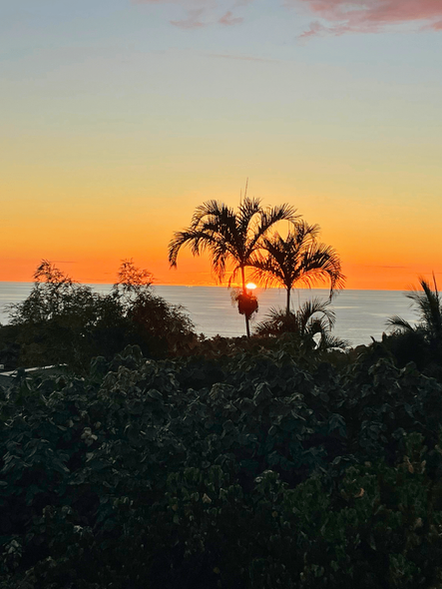 Sunset views from our Captain Cook Air BnB upper lanai