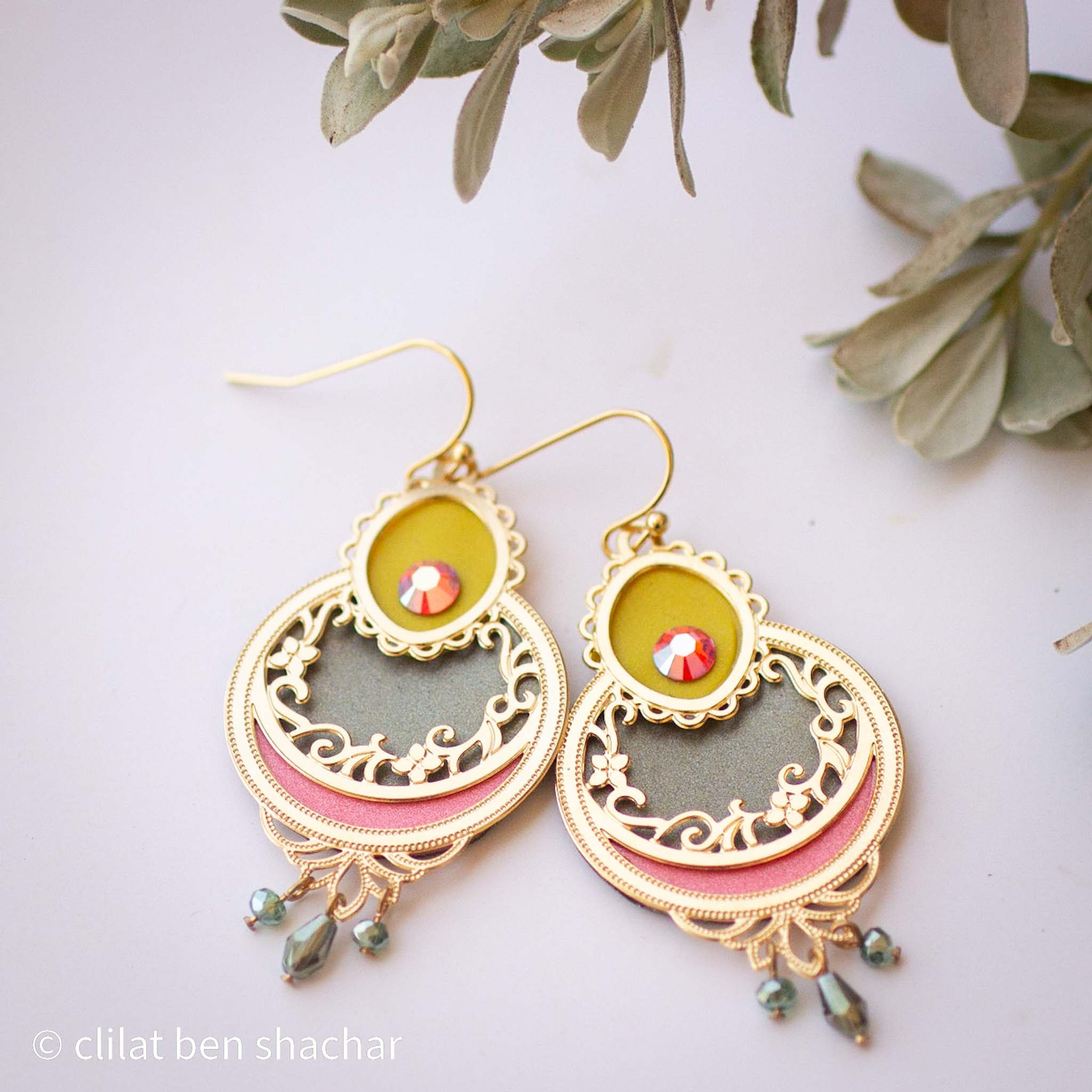 עגיל עננו ירוק ורוד