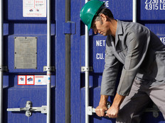Cargo Worker