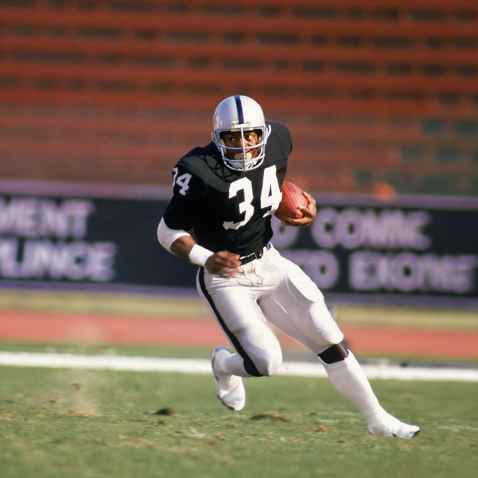 Greatest Running Backs NFL History, National Football League Running Back Bo Jackson of the Los Angeles Raiders