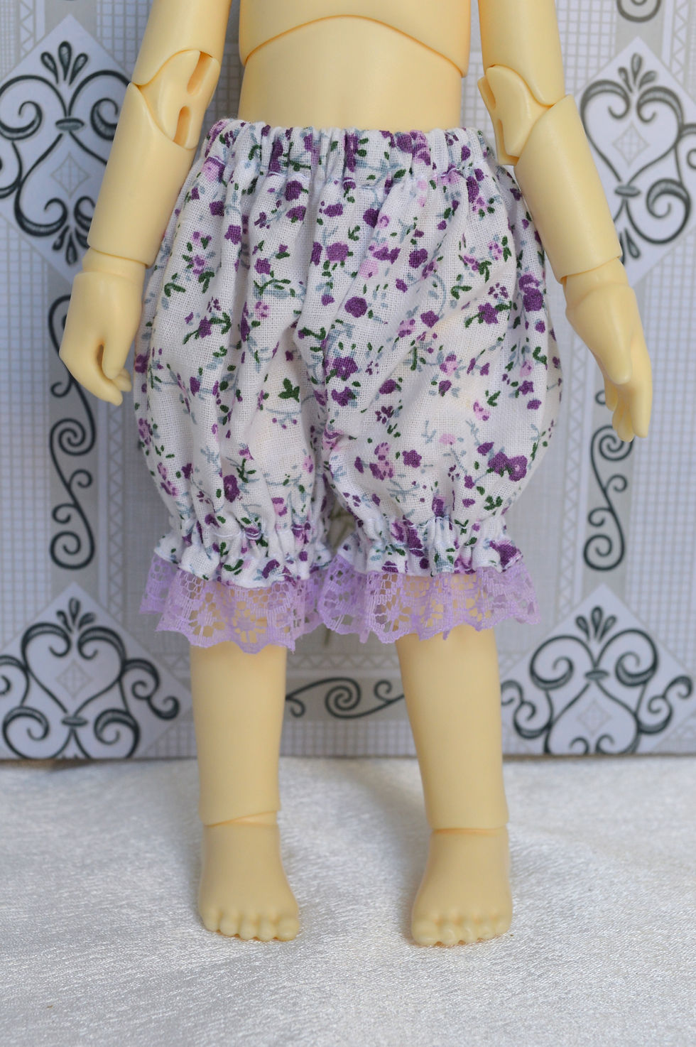 Miniature : Outfit Sissou aux fleurs violette
