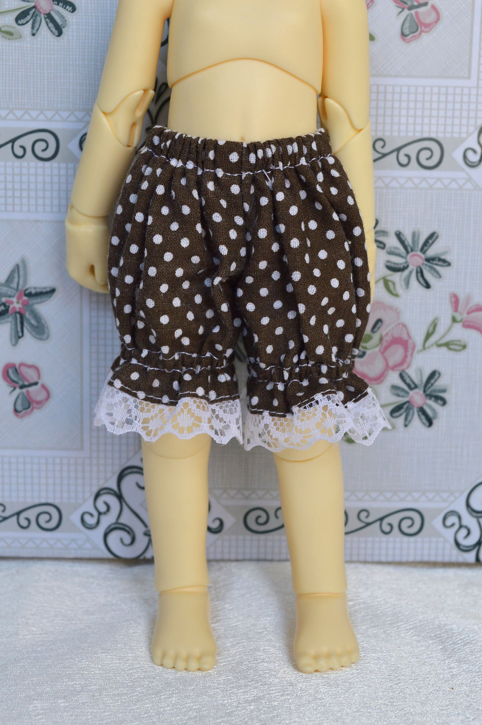 Miniature : Outfit Sissou marron à fleurs
