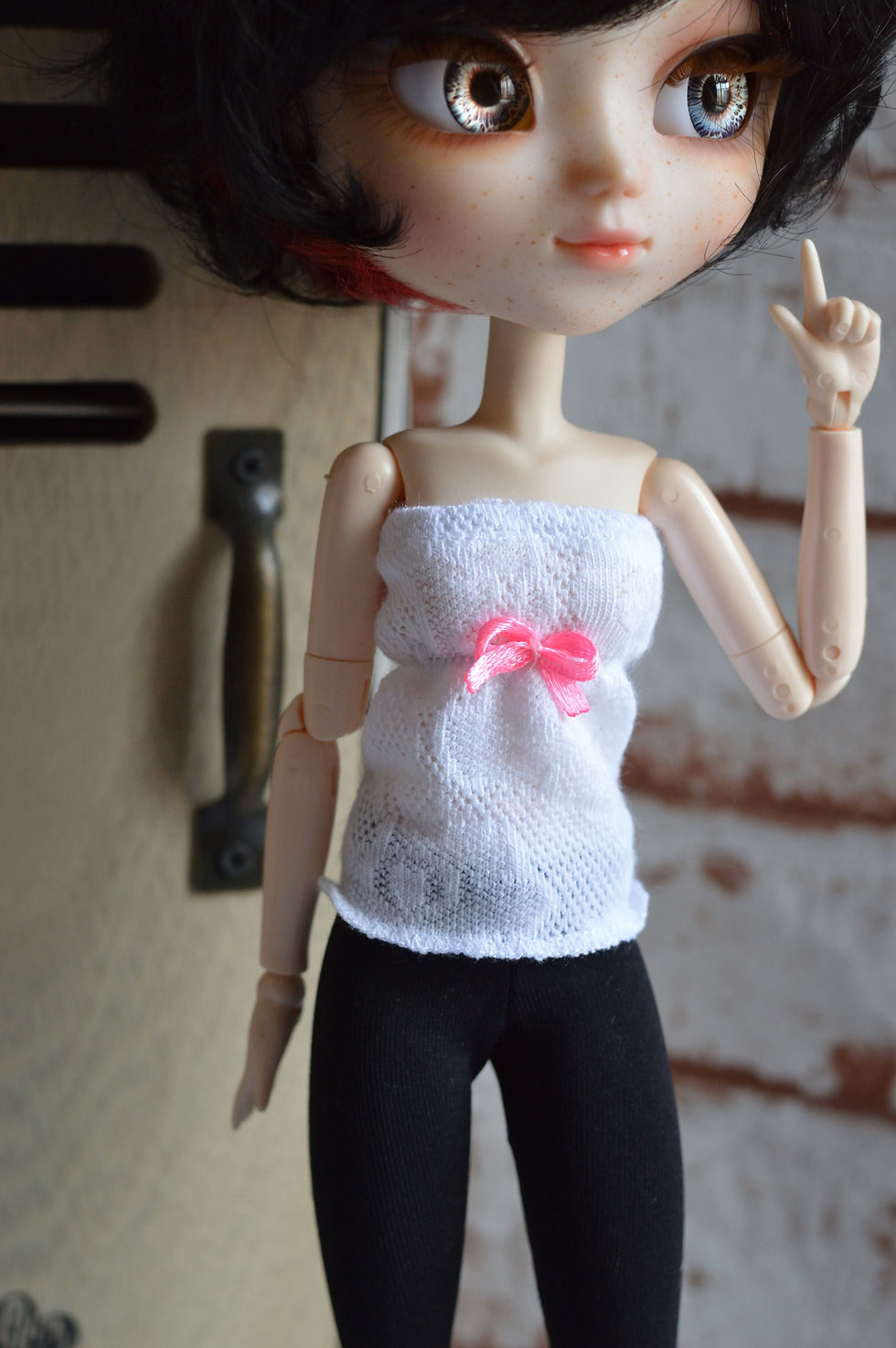 Miniature : Top blanc à dentelle à nœud rose