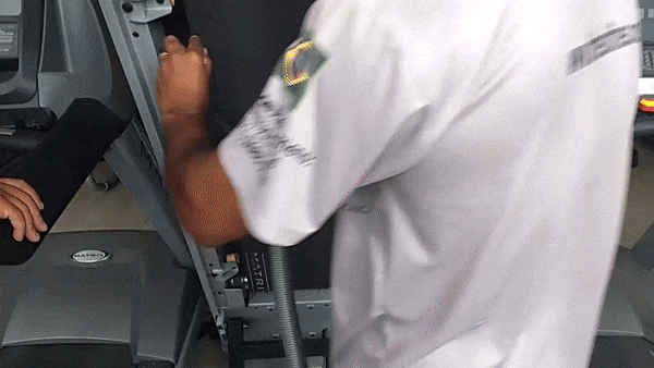 ezgif.com-video-to-gif (3).gif
