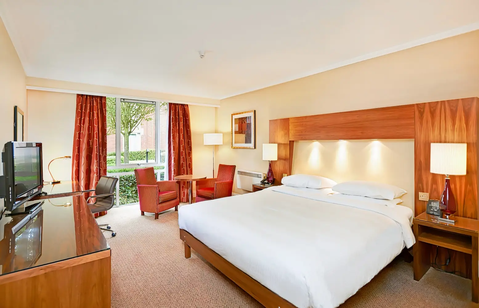 44e9fb16ca7a7fd2b153a0071a12c6ac-hilton-maidstone.webp