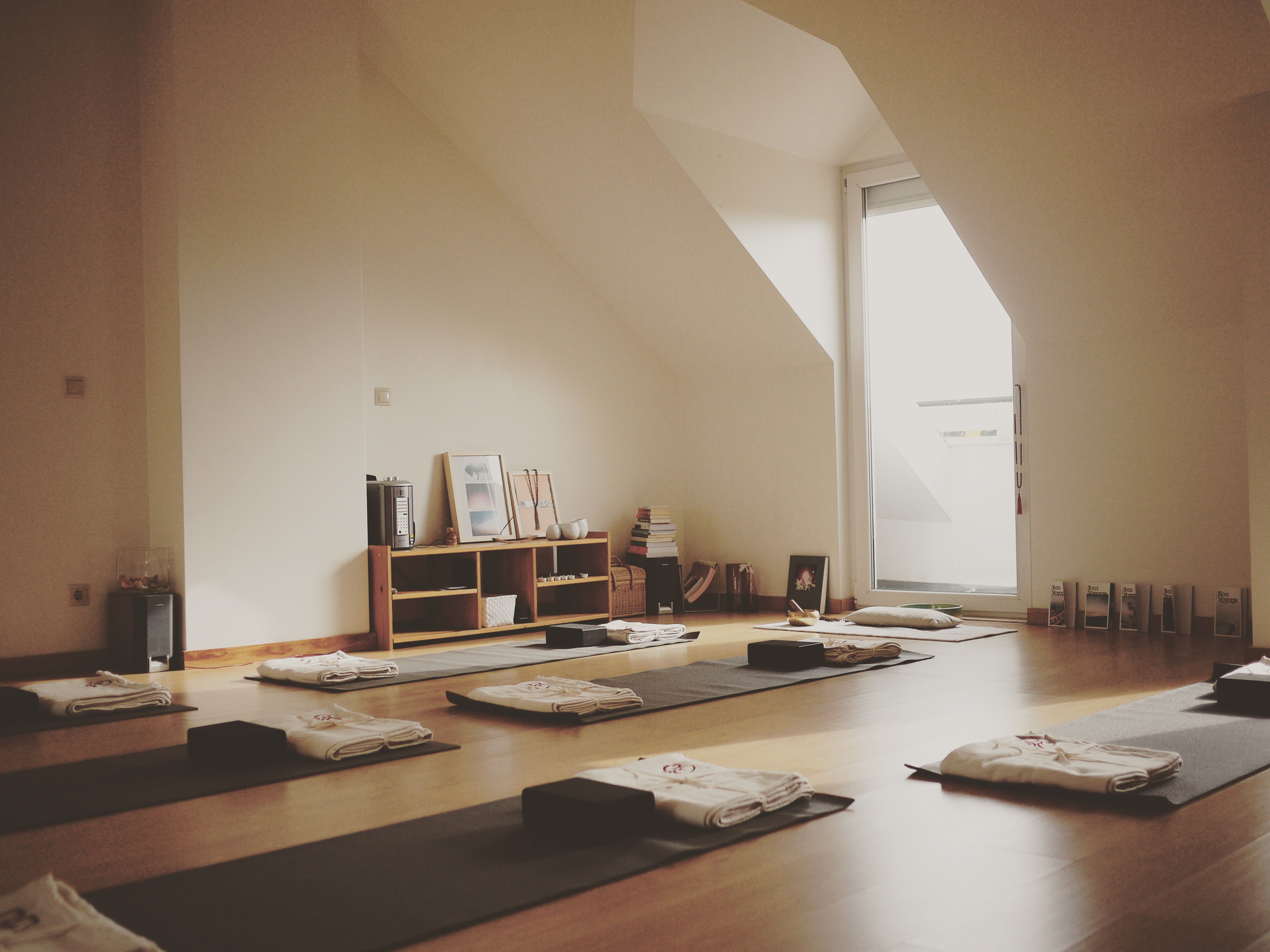 Organic Flow Yoga Studio Lisbon Santos