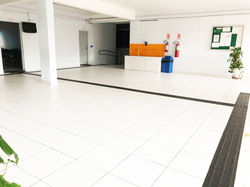 Pátio escolar - Maha-Dei