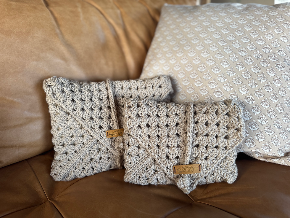Thumbnail: Large Envelope Crocheted Bible Cover (Oat)