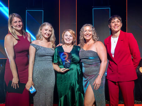 Heartbeat raises nearly £6,000 at the Central South Business Awards 2025