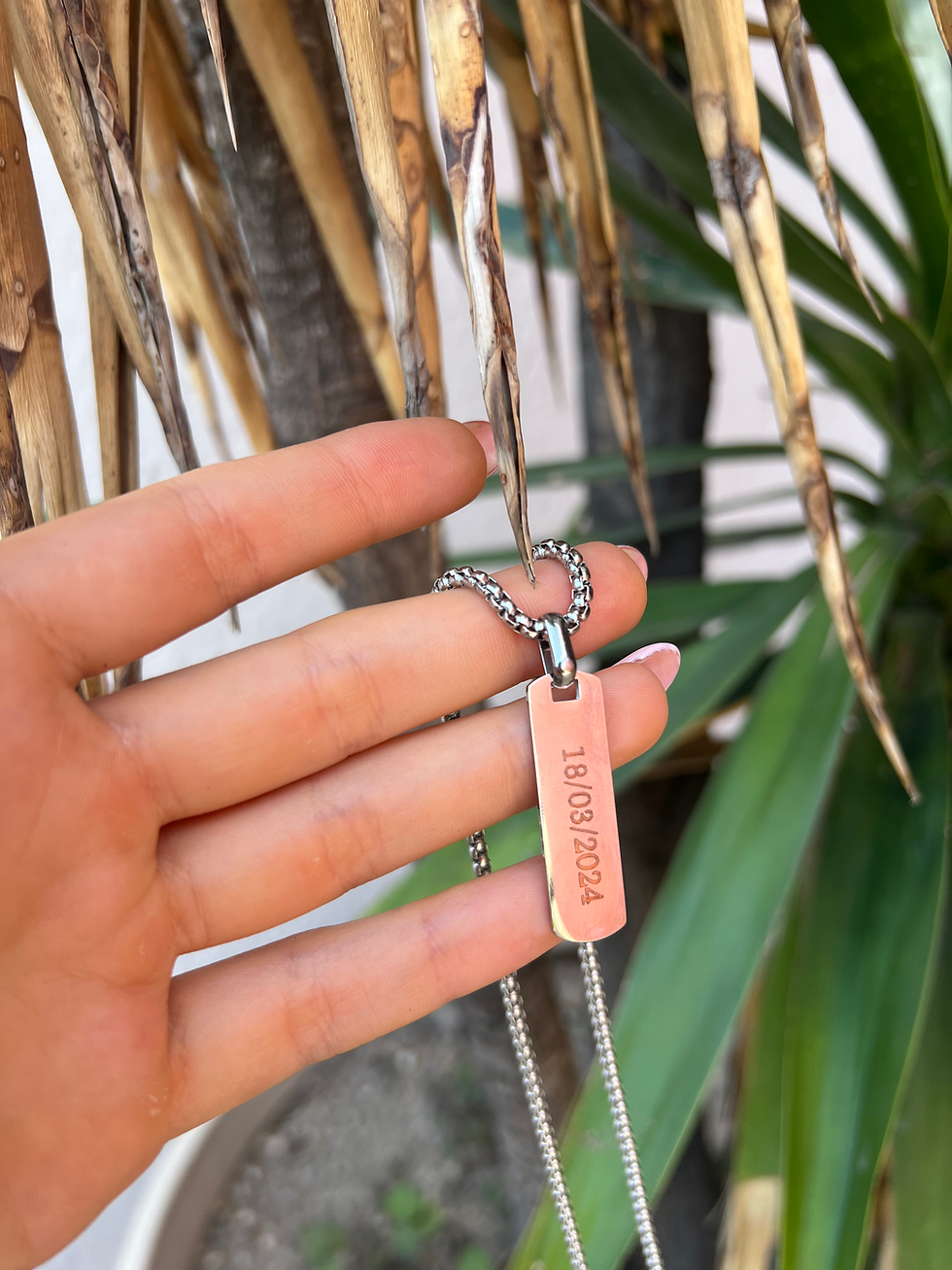 Collar Rectángulo Largo