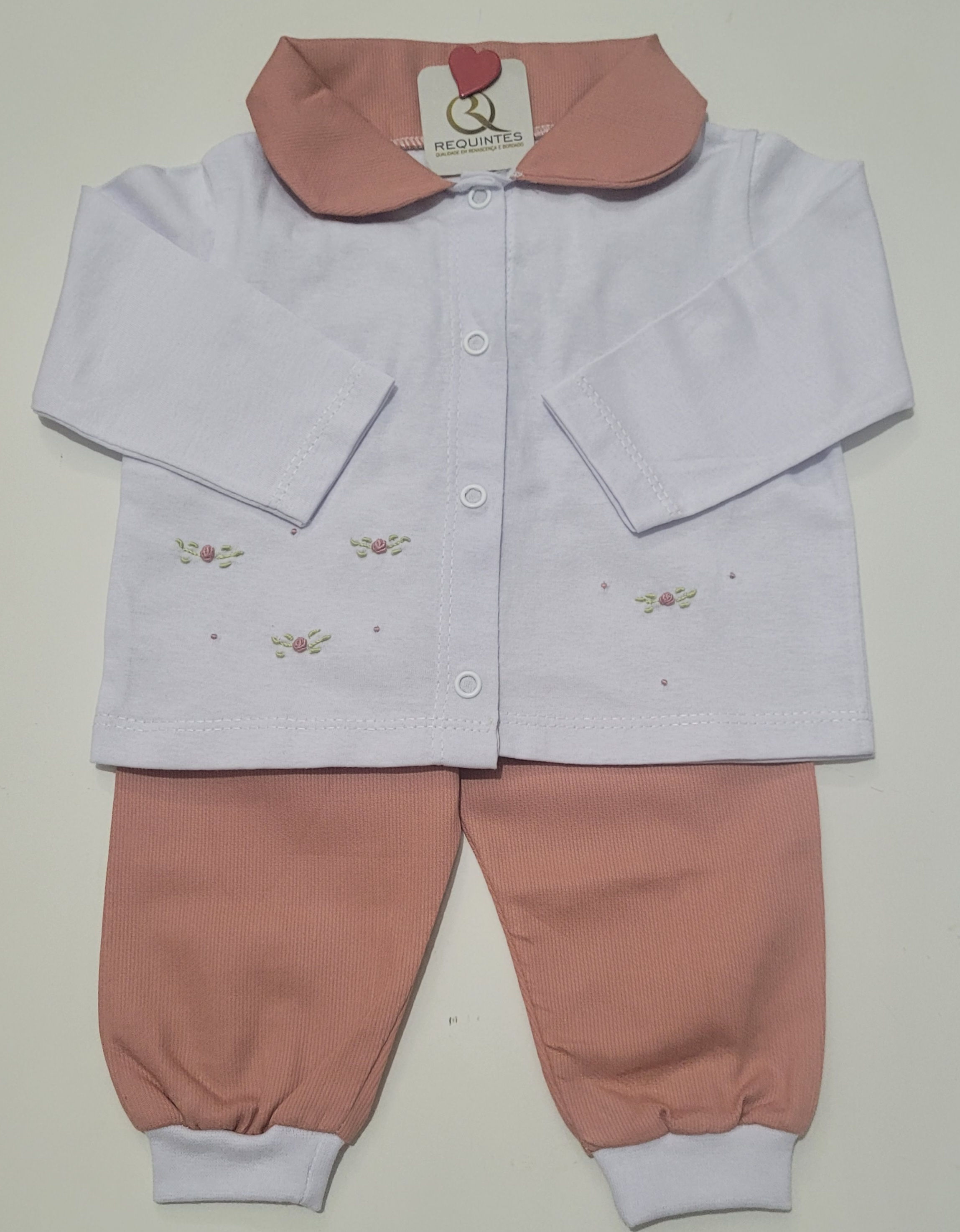 Pijaminha bebê menina bordado.