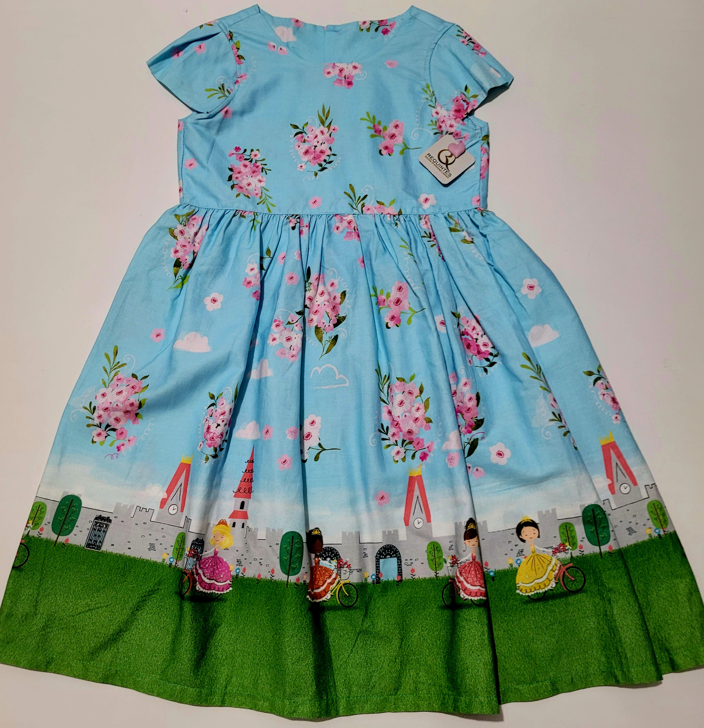 Vestido menina franzido com barra de bonecas