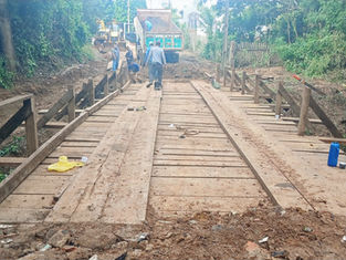 Prefeitura de Epitaciolândia avança na recuperação de ramais e reconstrói ponte entre bairros