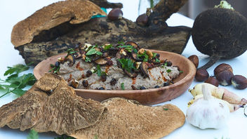 Celeriac Sweet Chestnut Purée with Crispy Mushrooms