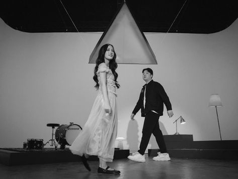 Jolianne links up with Ziv in “Kuryente,” a song co-written by Ben&Ben’s Miguel Benjamin