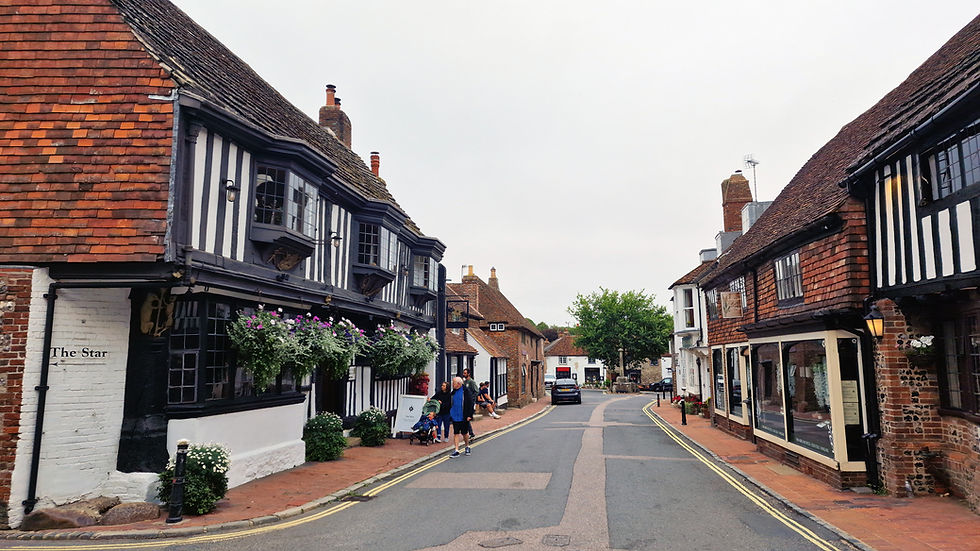 La strada principale del più bel villaggio in East Sussex