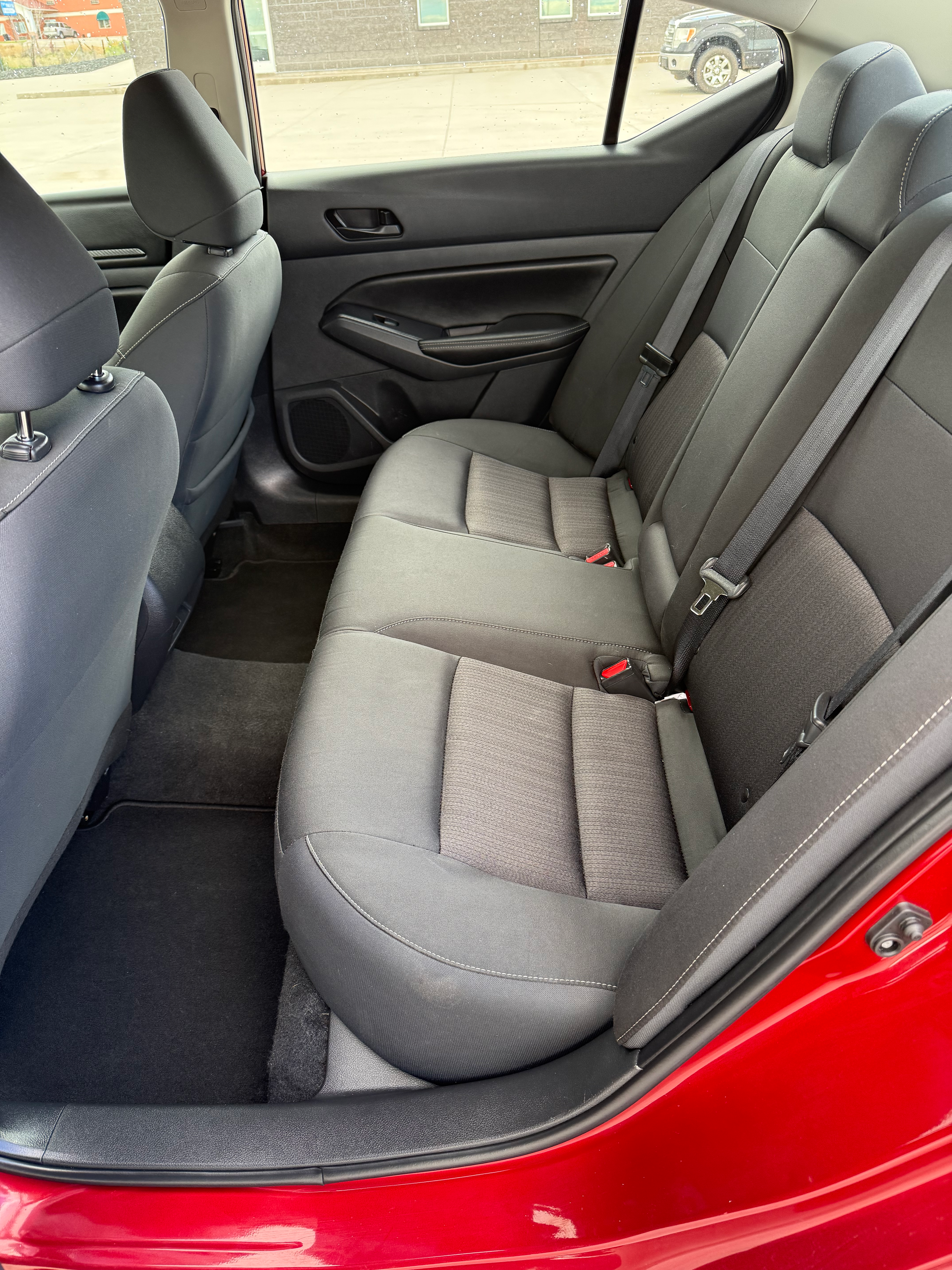 2024 Nissan Altima SV - Photo 10