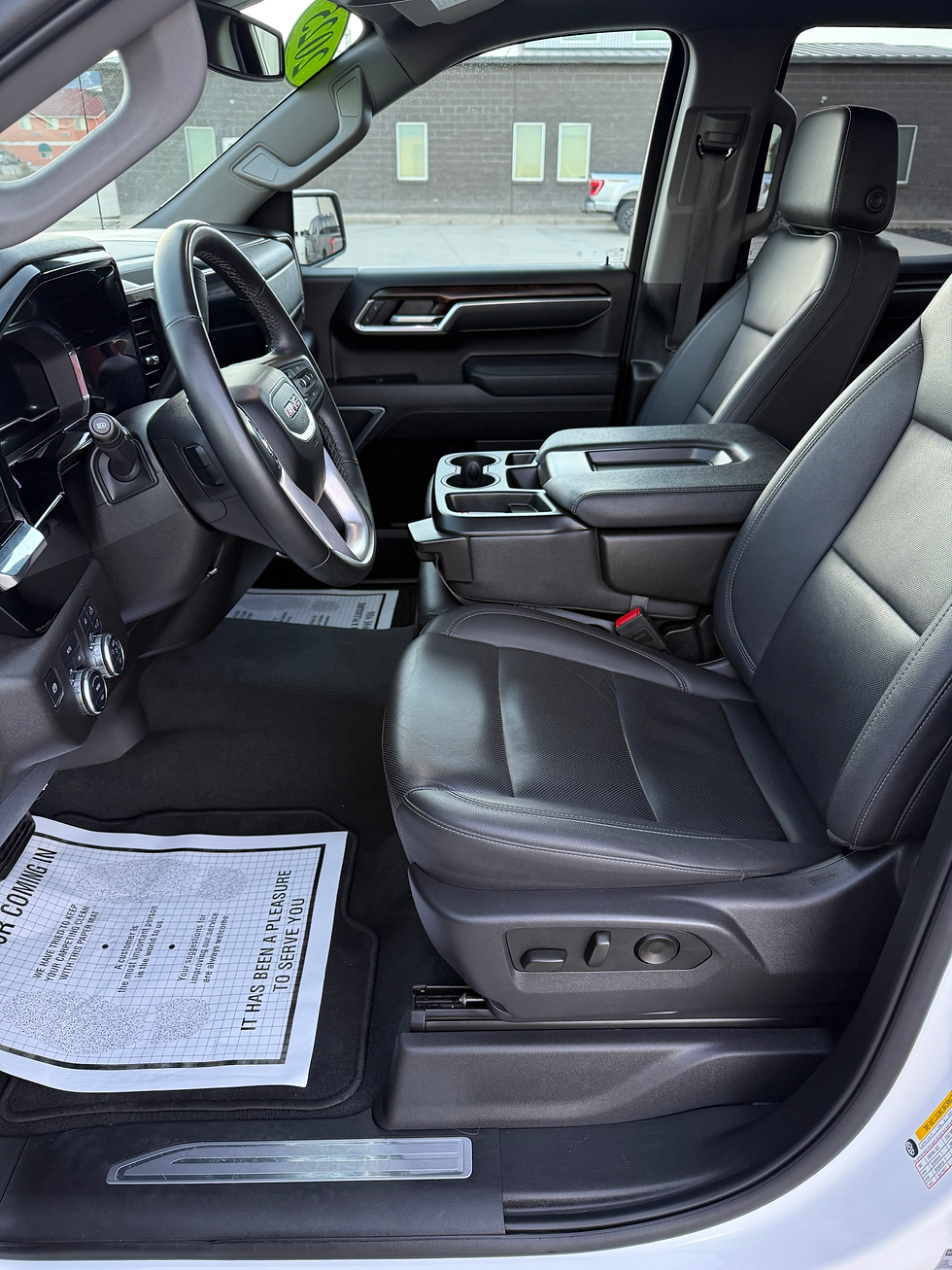 Thumbnail: 2025 GMC Sierra 1500 SLT