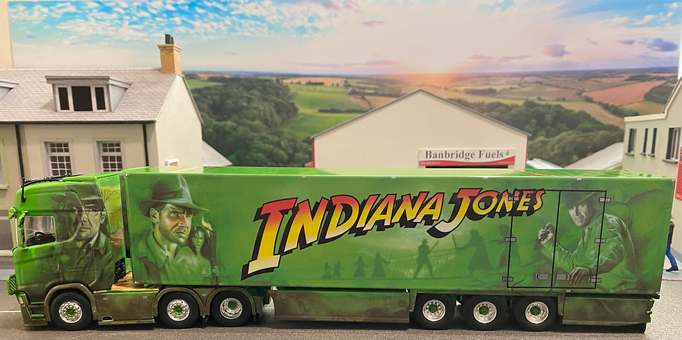 Thumbnail: Tekno Muller Indiana Jones 