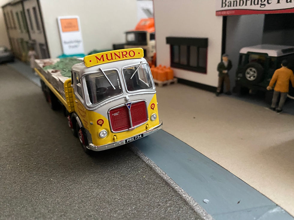 Thumbnail: Corgi CC11510 Munro Transport 