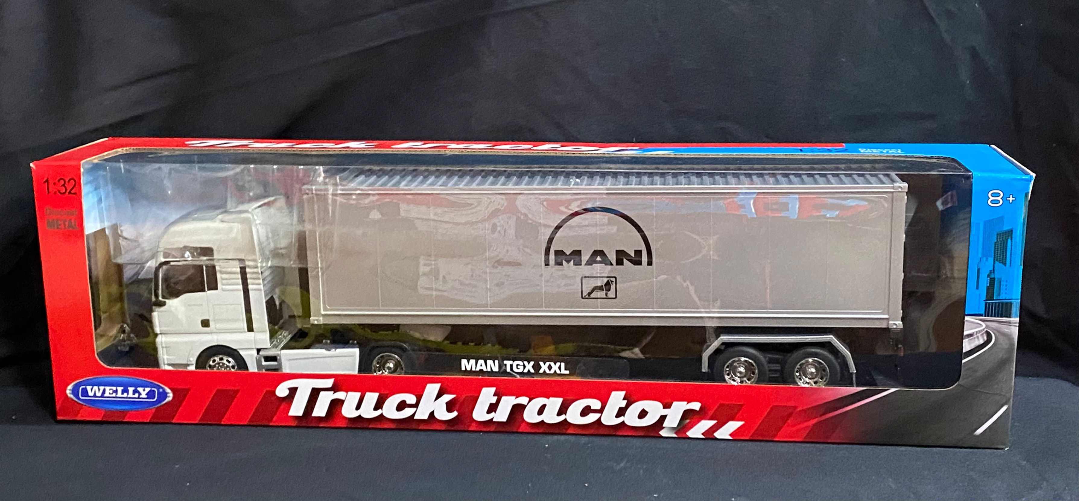 Welly MAN TGX XXL & Container 