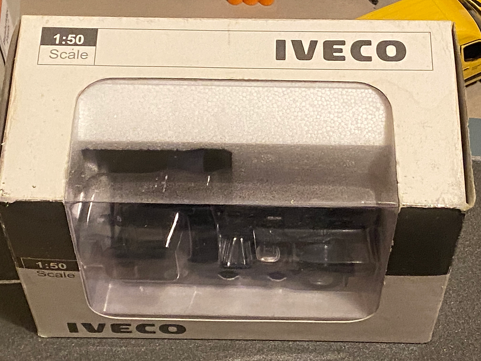 Thumbnail: Universal Hobbies Iveco Stralis 