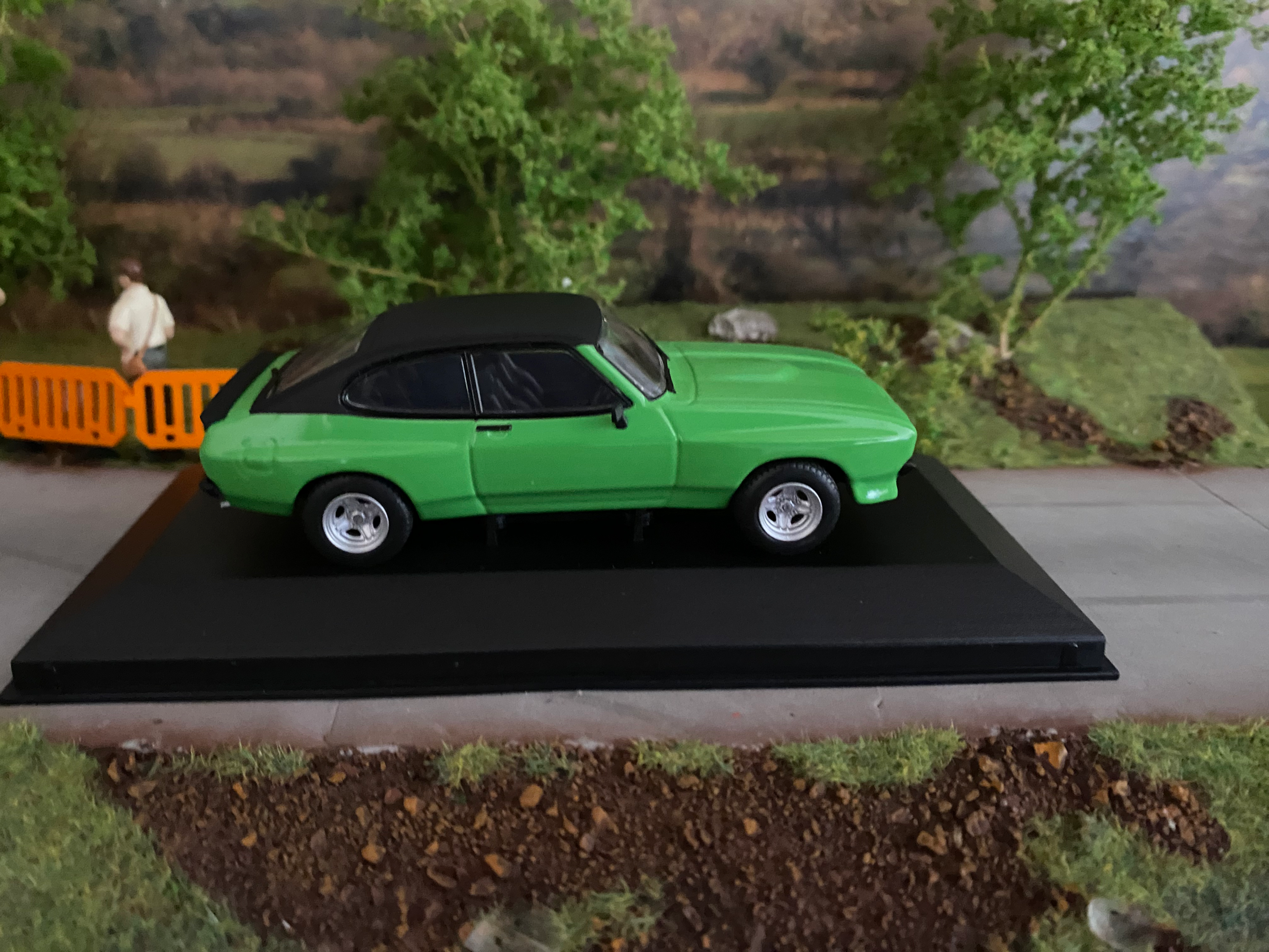 Corgi VA15405 Ford Capri MK2 