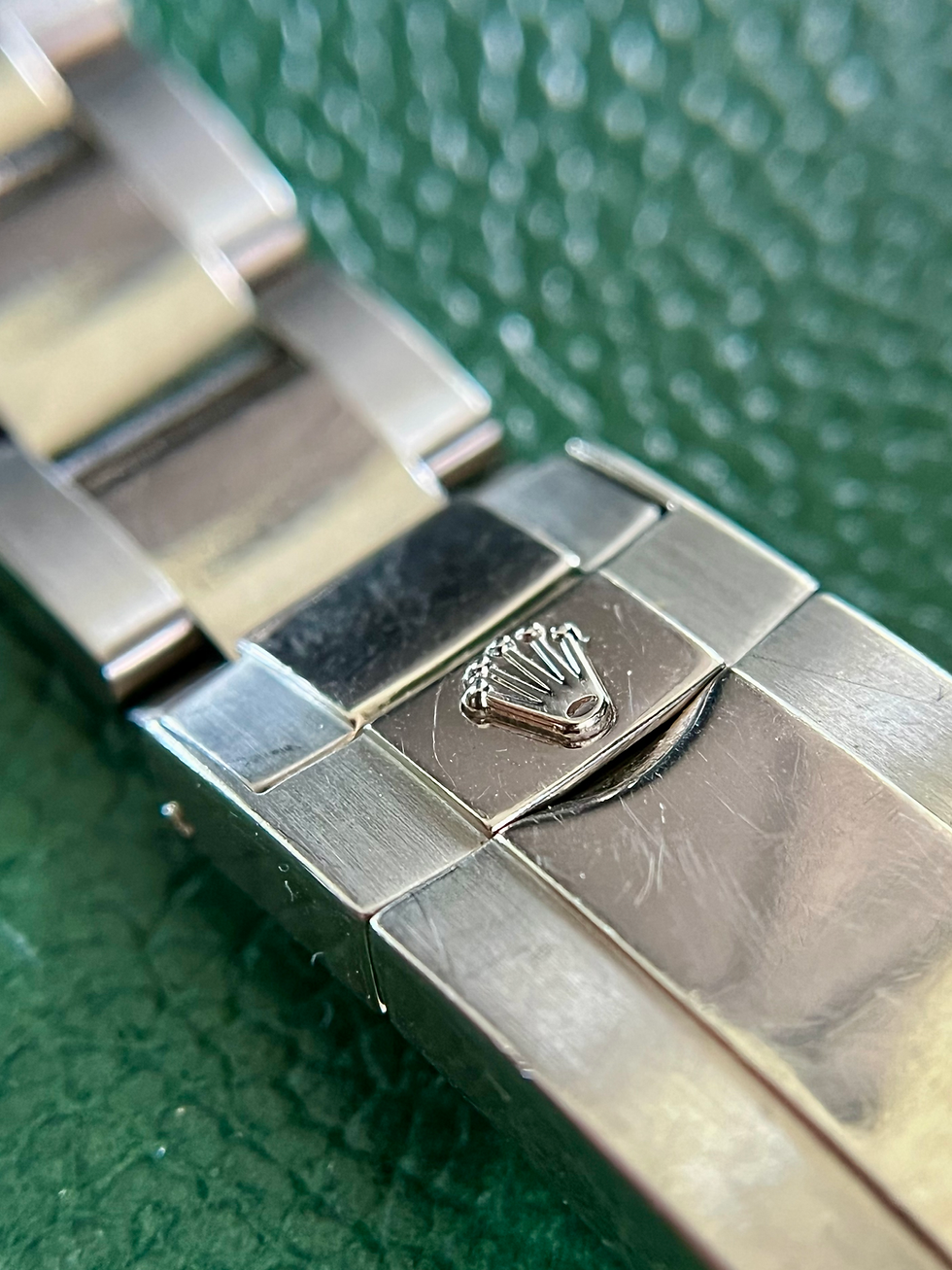 Thumbnail: 2006 Rolex Daytona white gold ghost dial