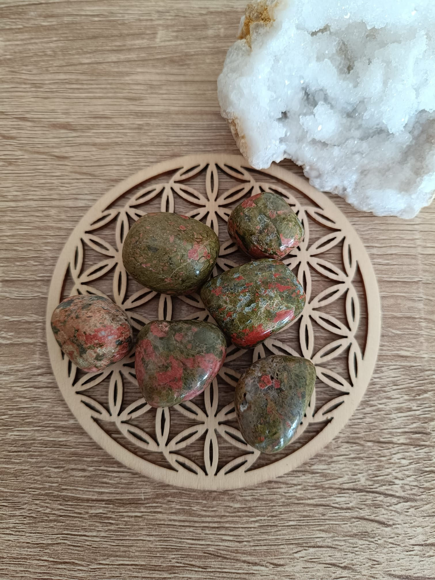 Pierre roulée en Unakite