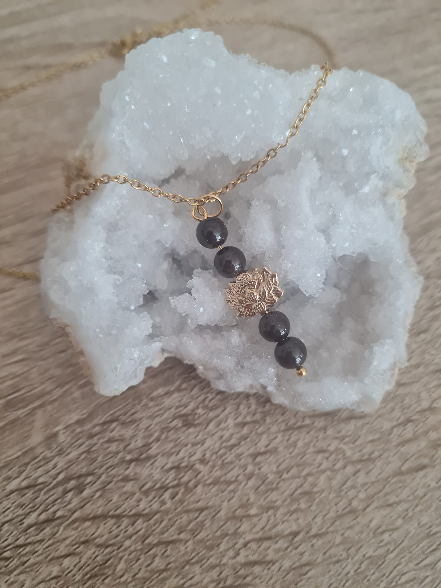 Collier en Grenat