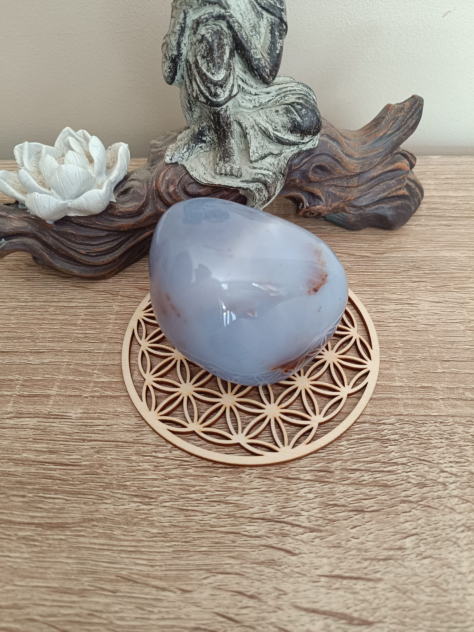 Forme libre en Calcédoine bleue