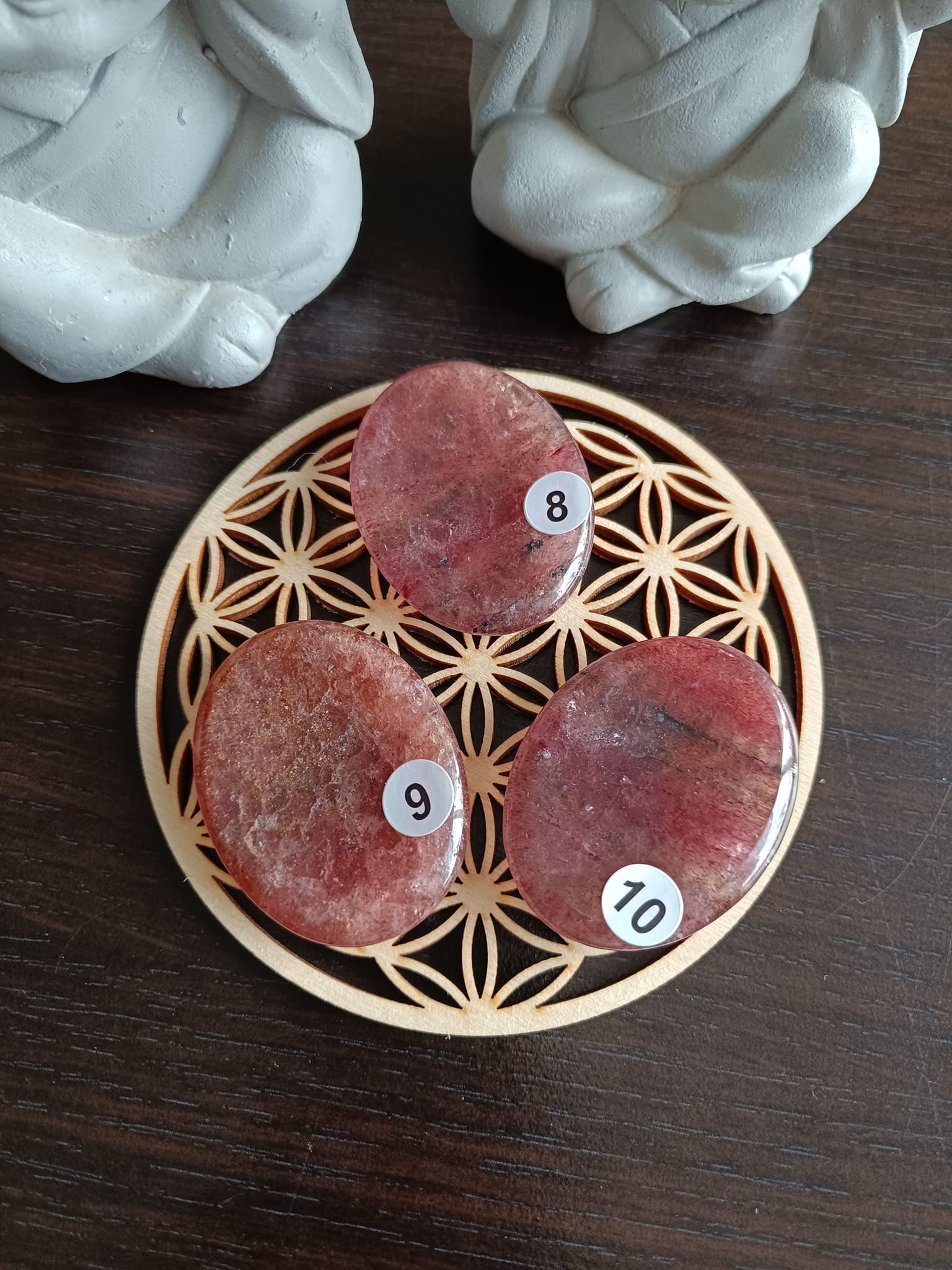 Galet anti-stress en Quartz fraise (Hématoïde)