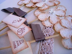 548473_106219839576220_367744753_n