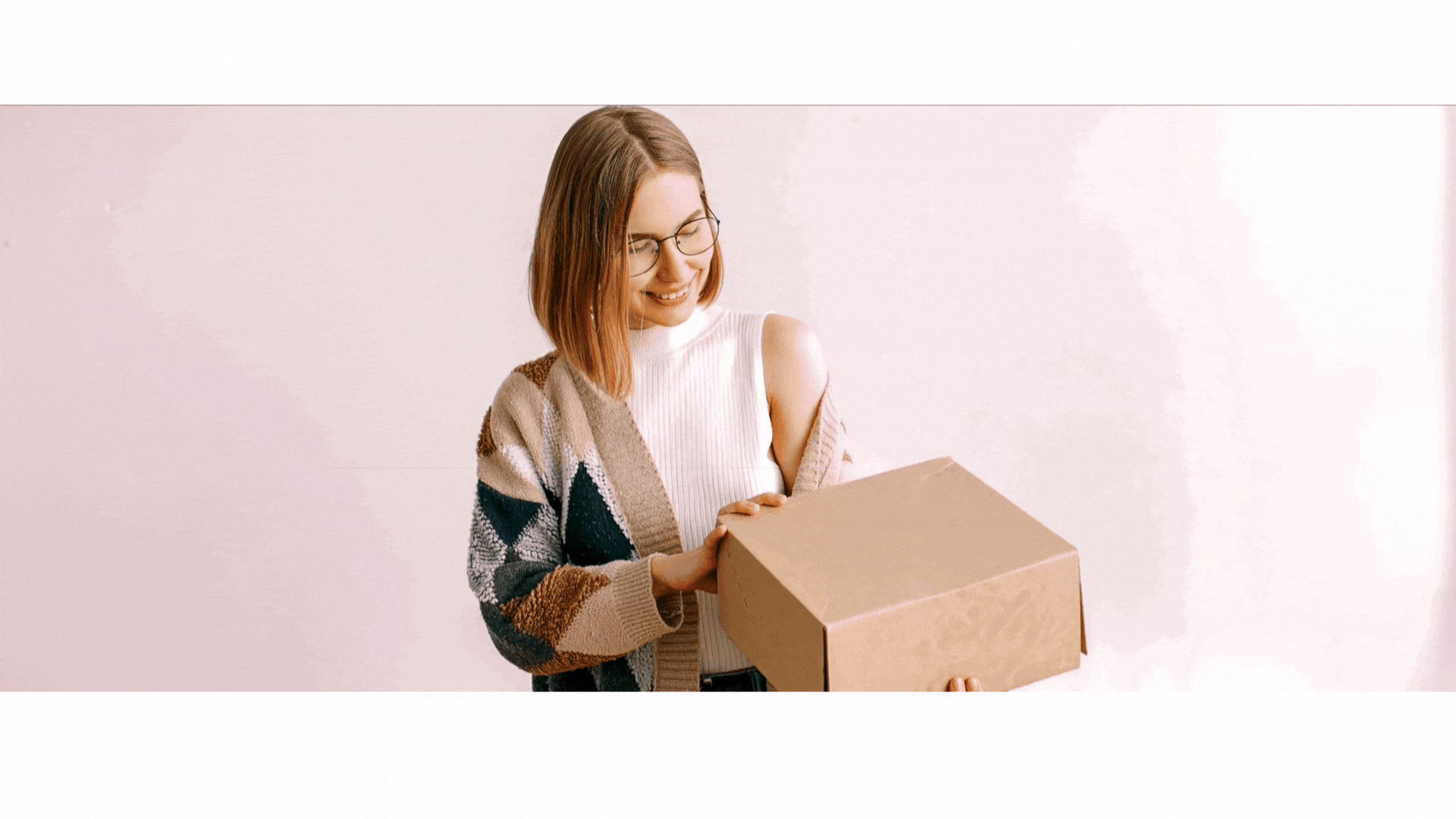 GIF image explaining the services of Portkey Mobility