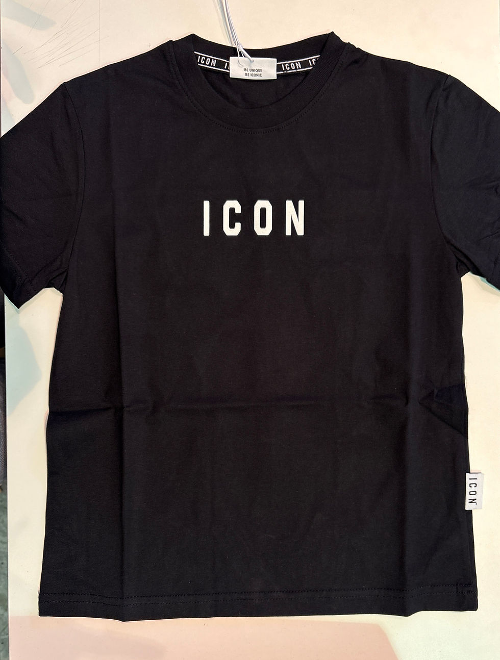 Miniatura: T-SHIRT NERA SCRITTA ICON